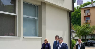 Predsjednica Bradara i ministar Nedić u Novom Travniku0939