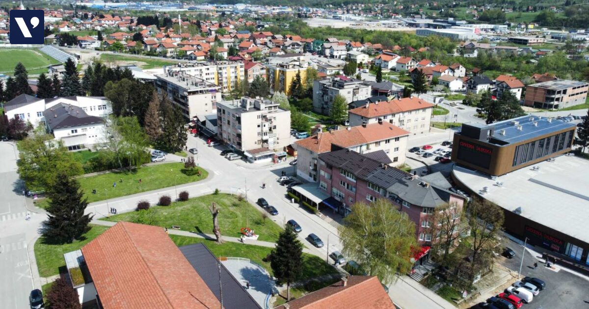 Humanitarni poziv: Donacija dječje odjeće za uzrast od šest mjeseci do tri godine - povezana fotografija