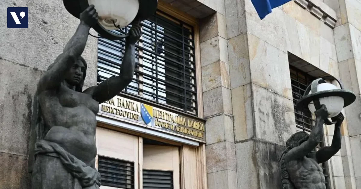 Broj blokiranih računa u Bosni i Hercegovini porastao na 108.858 u svibnju - povezana fotografija