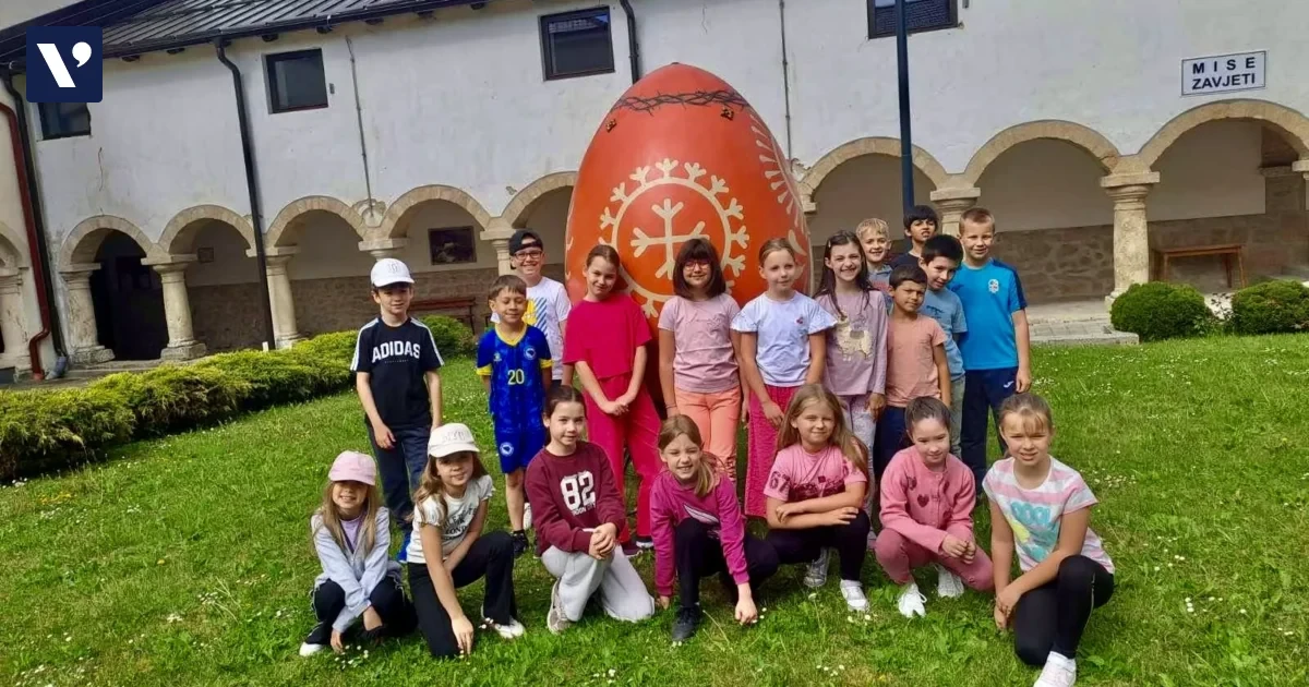 Učenici OŠ Vitez na edukativnom izletu u Gučoj Gori i Konjičkom klubu Mustang - povezana fotografija