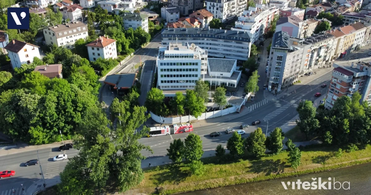 OHR ima 100 zaposlenih i troši više od 11 milijuna KM godišnje, a pitanje financiranja ostaje neriješeno - povezana fotografija
